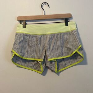Lululemon Gray & Green Run Speed Short Size 6